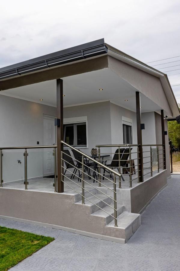 K&M Villas Nea Kallikrateia Exterior photo