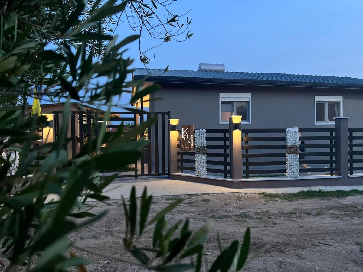 K&M Villas Nea Kallikrateia Exterior photo
